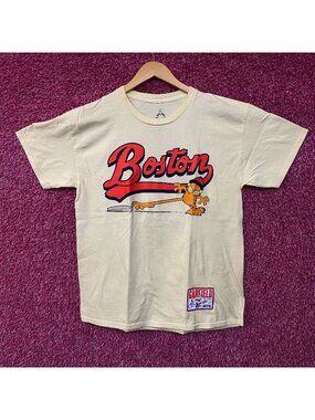 Garfield Boston Baseball Cartoon Graphic Design T-Shirt Large